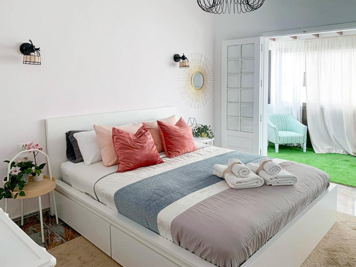 Habitaciones Privadas Cerca De La Playa Y Aeropuerto En Casa Compartida Con Otros Huespedes Playa Honda  Buitenkant foto